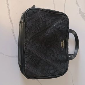 Victoria secret makeup bag ( used)